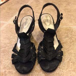 Gianni Bernini black shiny suede look